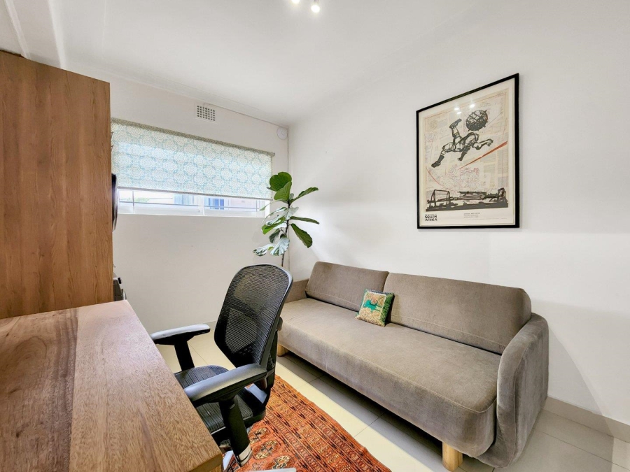 2 Bedroom Property for Sale in Three Anchor Bay Western Cape